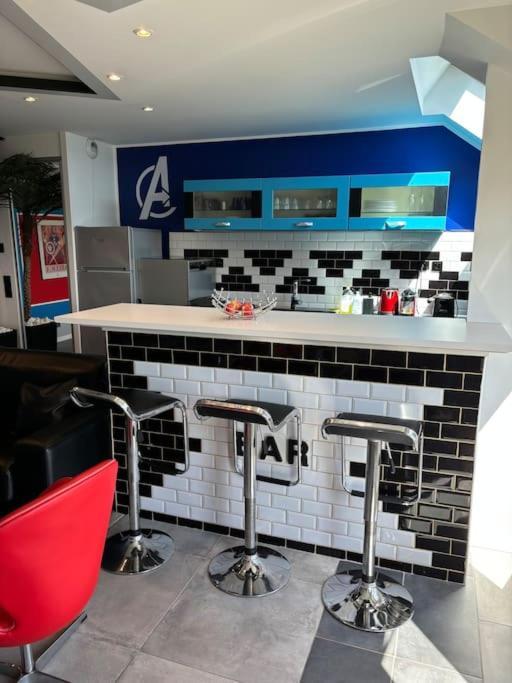 Appartement Disney Avengers, 5 Min Des Parcs Magny-le-Hongre Exterior foto